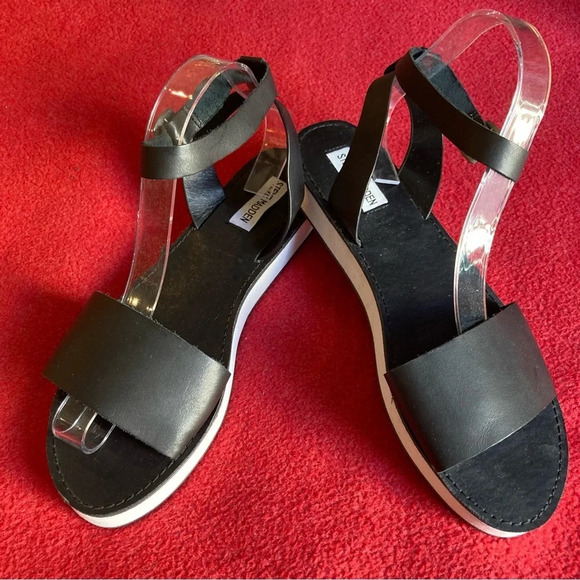 STEVE MADDEN SZ 9.5 Miley Ankle Strap Slip On Comfort Rubber Sole  Sandal - Picture 2 of 10